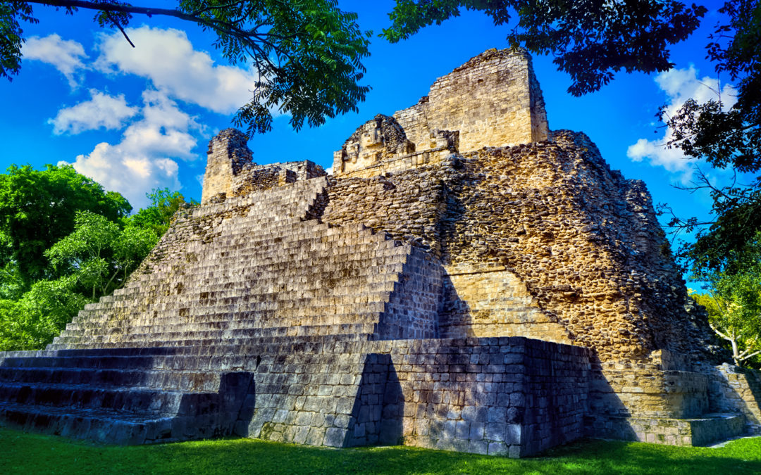 Becan and Chicanna: Mayan Cities in the Rio Bec Style