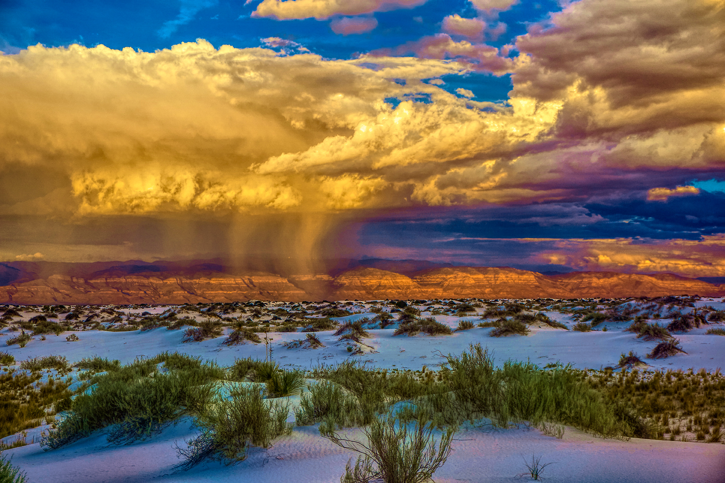 A Sunset at White Sands - rcquinn.com