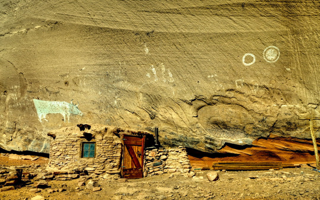 Canyon de Chelly: Standing Cow: A Home Among the Ruins