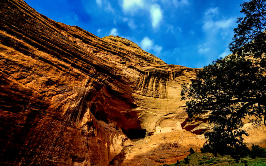 Canyon de Chelly: Blue Bull and Mummy Cave